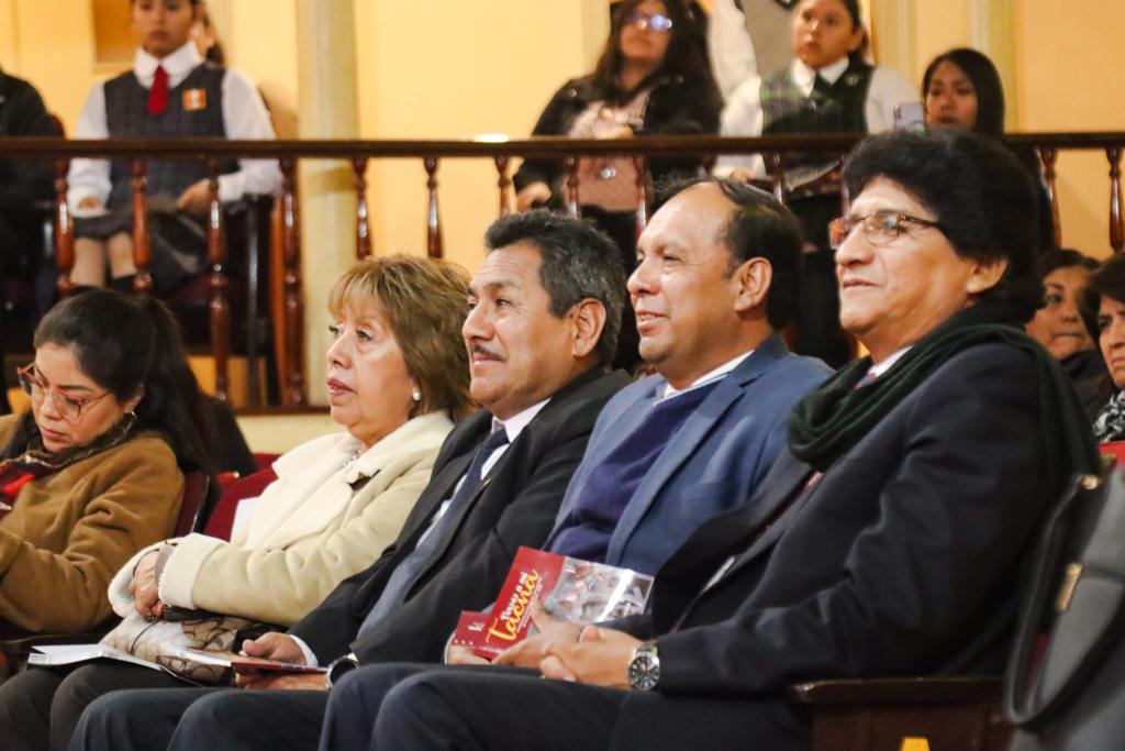 Con poemas escolares demuestran su amor a Tacna