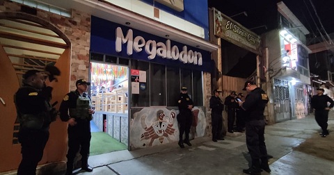 El restaurant Megalodón fue clausurado temporalmente, por 30 días, por el Segat.