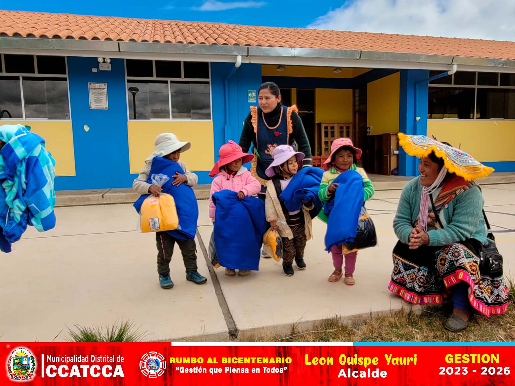 Entrega de Kits de Abrigos para la población vulnerable de la comunidad campesina de Sacsayhuaman.