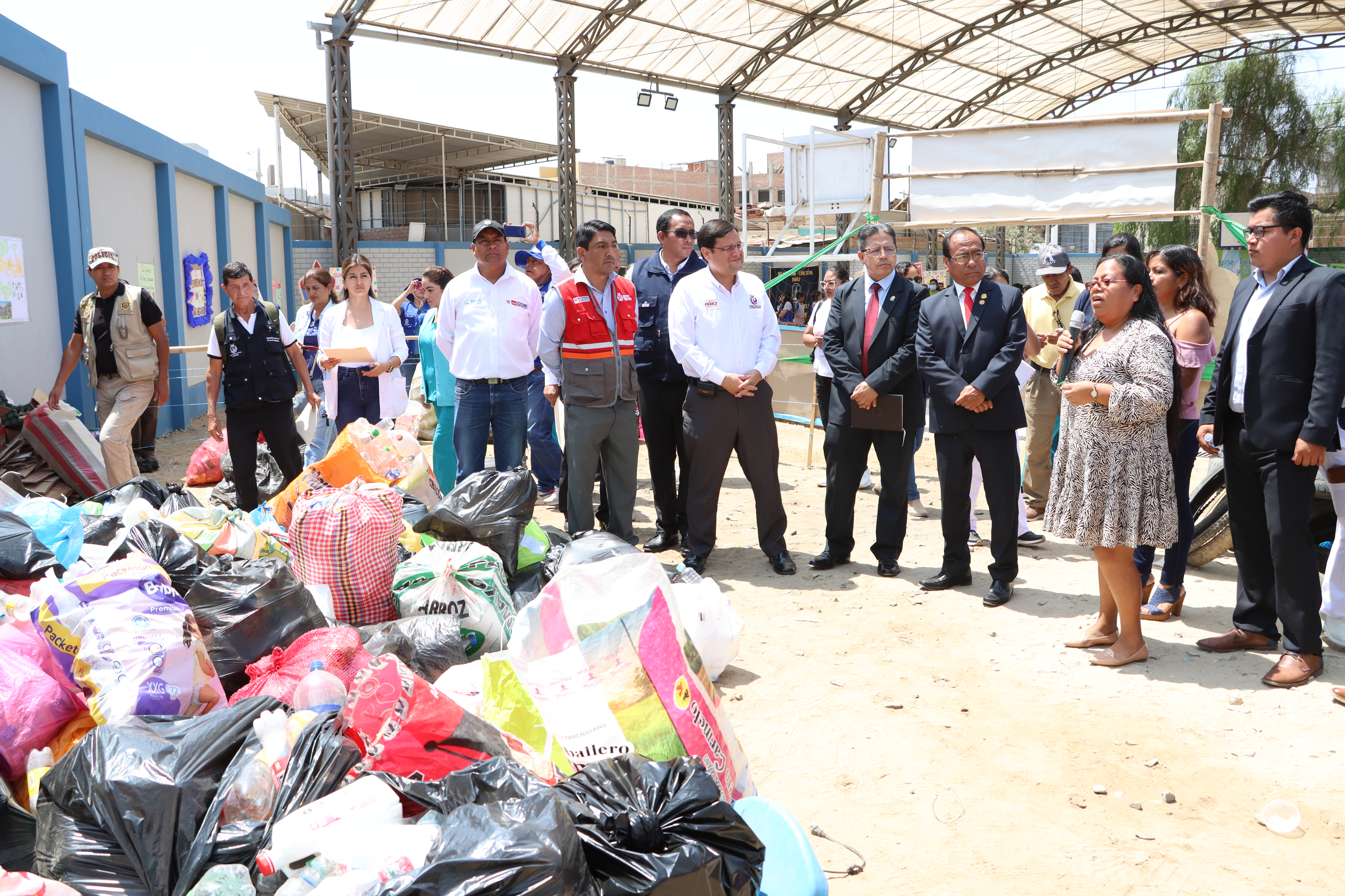 Escolares participan en concurso para eliminar criaderos del zancudo transmisor del dengue