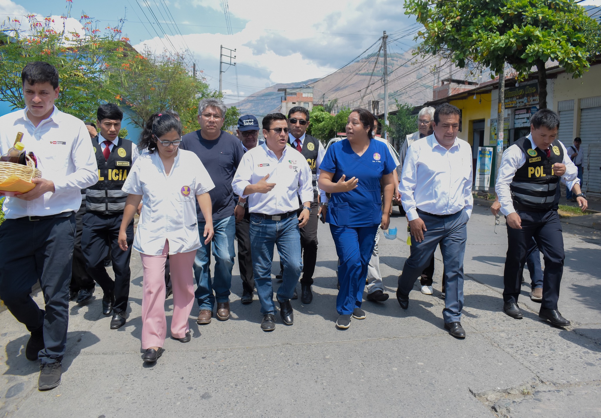 Ministro de salud en Quillabamba ¡acuerdos para nuevo hospital!