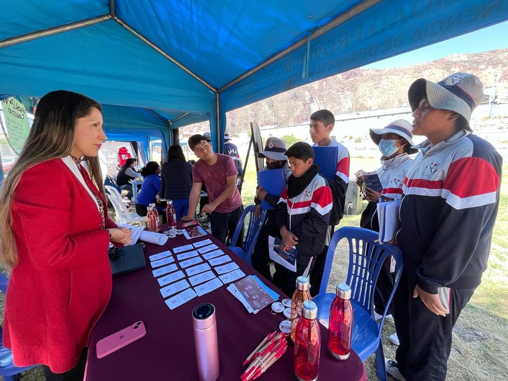 Corte Superior de Justicia de Cusco brindó información Y orienación gratuita a pobladores de la provincia de Urubamba en la feria “Lucha Por