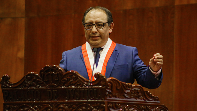 El magistrado Gutiérrez aseguró que hay que replantear conceptos y que el Estado cumpla con su deber de reparar, pero con una política enfocada en la búsqueda de paz social y de perdón.