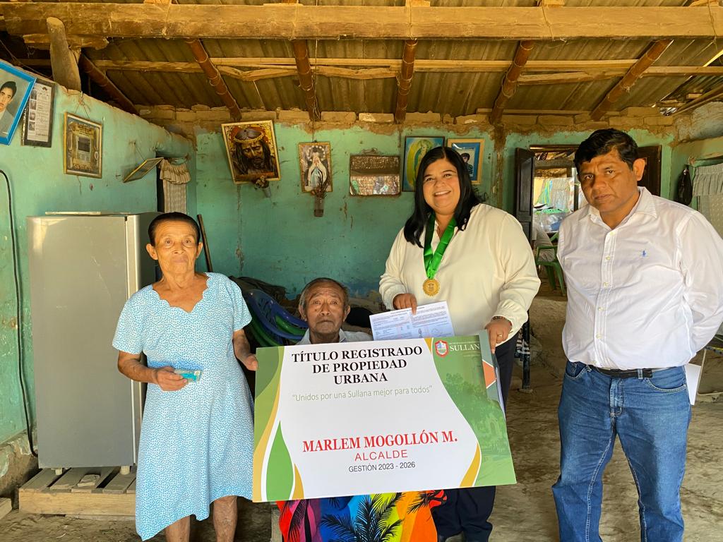 Municipalidad De Sullana Entrega 189 Títulos De Propiedad A Familias De Ignacio Escudero 