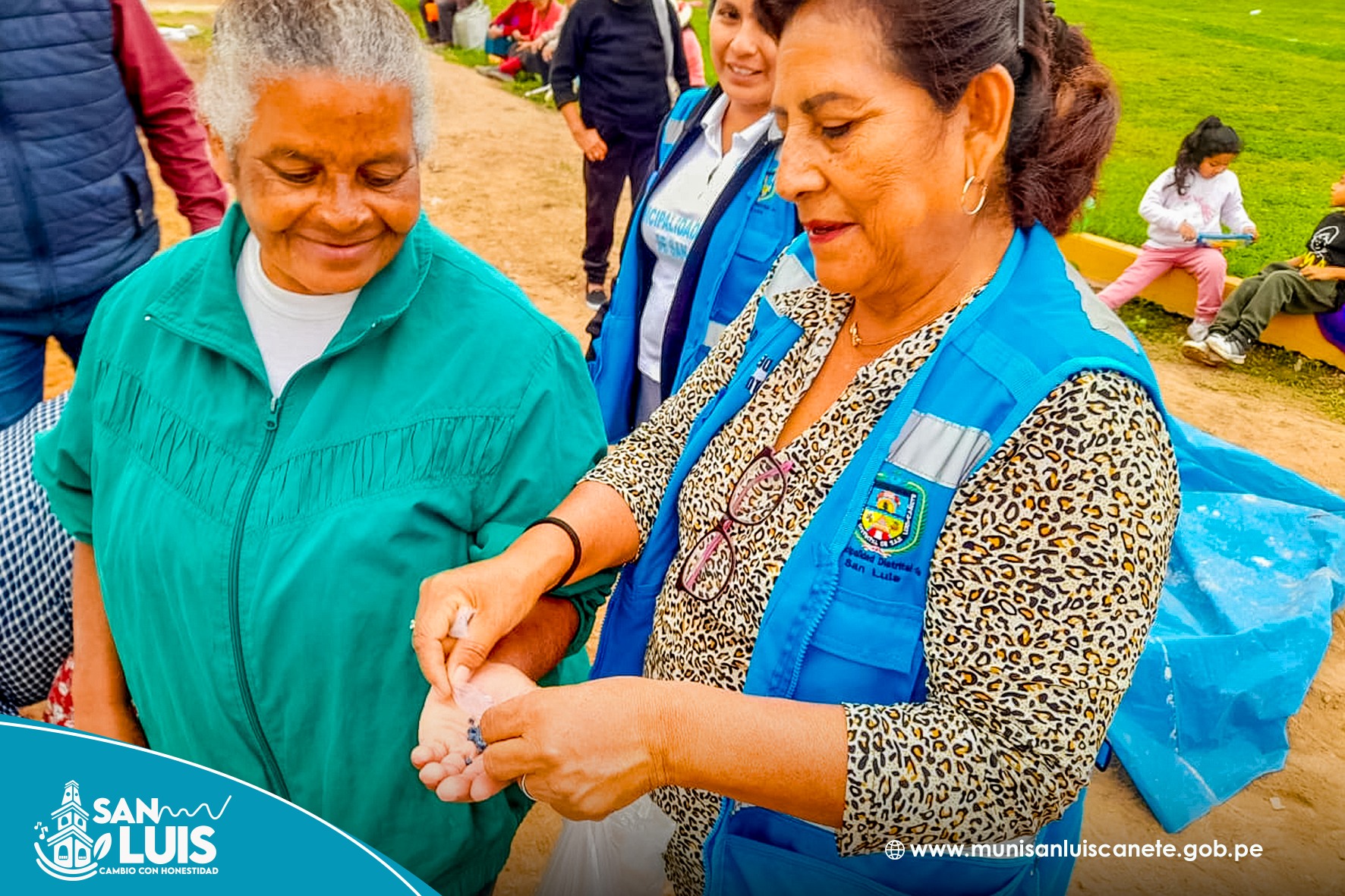 La Municipalidad Distrital de San Luis a través de la Gerencia de Desarrollo Social - Centro Integral de Atención al Adulto Mayor y el programa Pensión 65 .