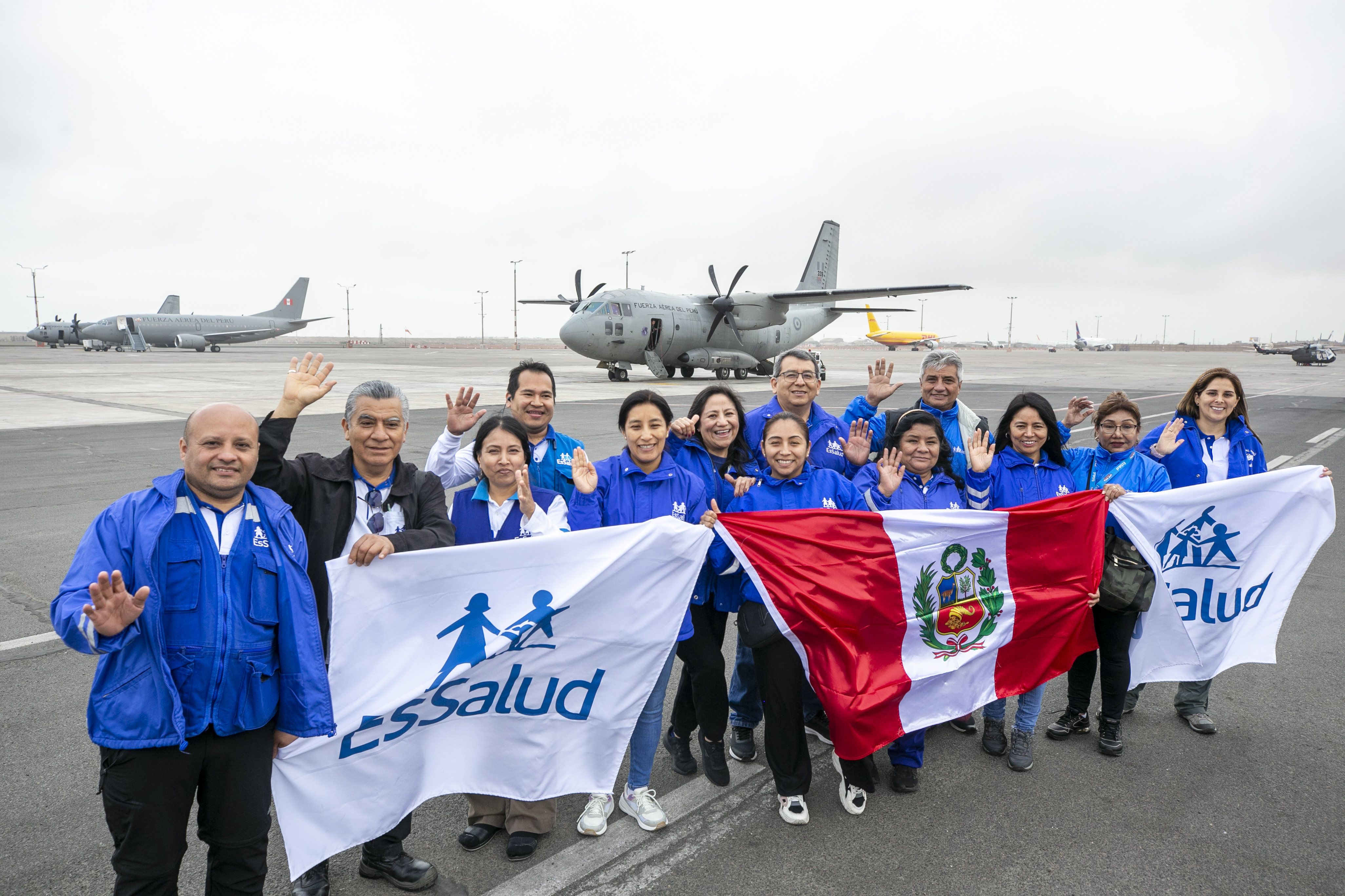 Personal de EsSalud rumbo a Pichanaqui