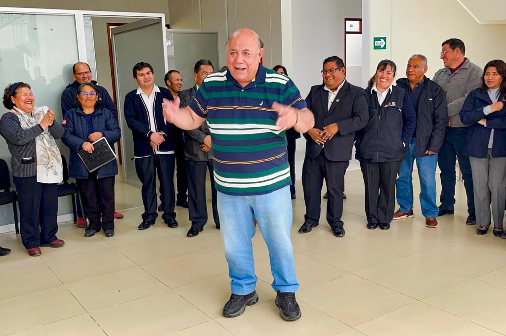 Gobernador dispone mejoras para sector salud