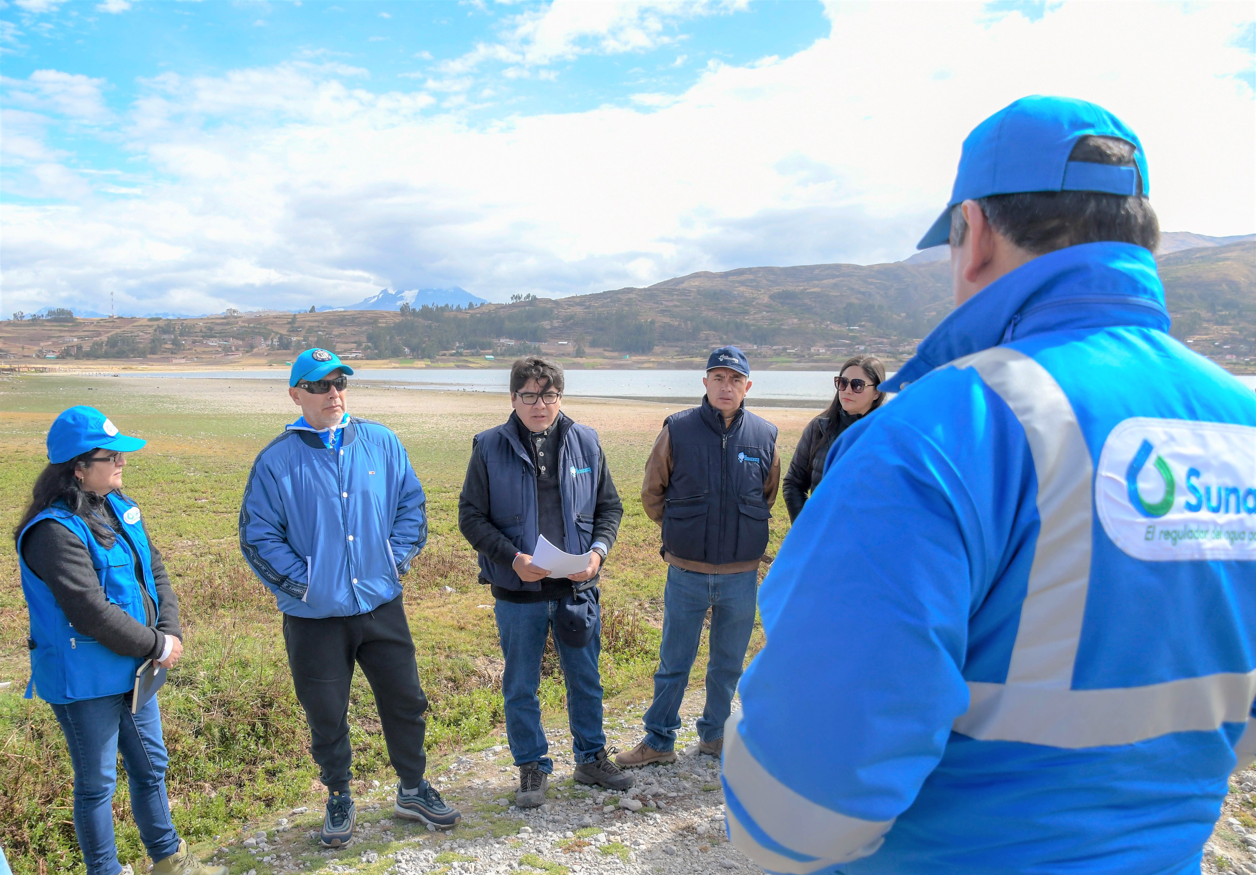 Sunass verificó los niveles de agua en la laguna Piuray