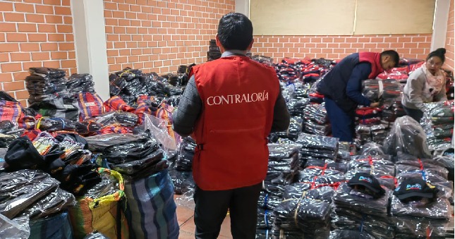 La Contraloría General inspeccionó la recepción de bienes, específicamente equipos de seguridad para el personal de la Subgerencia de Limpieza Pública y Recolección de la Municipalidad Provincial de Puno y encontró riesgos críticos.