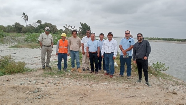 Proyecto Especial Chira Piura (PECHP) y la Junta de Usuarios se encuentran en la bocatoma de San Luis de Miramar