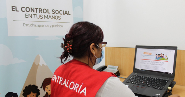 La Contraloría General de la República continúa con su labor de fortalecimiento de capacidades a ciudadanos y representantes de la sociedad civil organizada a través del curso virtual gratuito “El Control Social en tus Manos" que se realizará en la región de Huancavelica del 18 al 25 de setiembre del 2023 con la finalidad de promover el control social sobre el correcto uso de los bienes y recursos públicos.