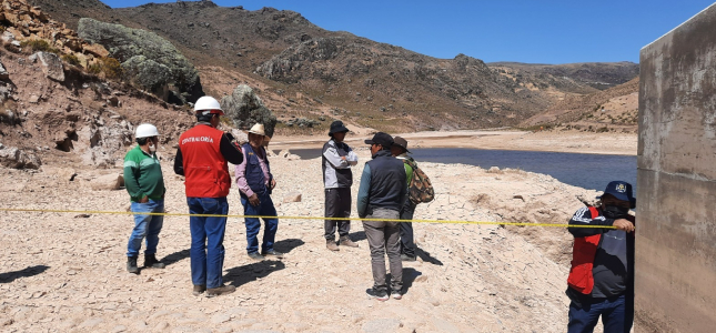 La Contraloría General de la República evidenció que los funcionarios de la Municipalidad Distrital de Otoca no cautelaron la correcta ejecución de la represa Collpahuaycco y el canal de riego Casone, ubicados en la provincia de Lucanas y no ejecutaron la garantía de fiel cumplimiento, lo que ocasionó un perjuicio económico de S/ 903 963.