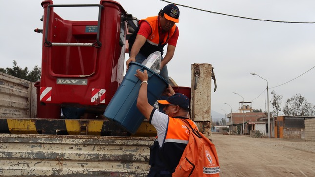 Municipalidad Provincial entregó apoyo humanitario a 18 familias del poblado de Huacho Chico