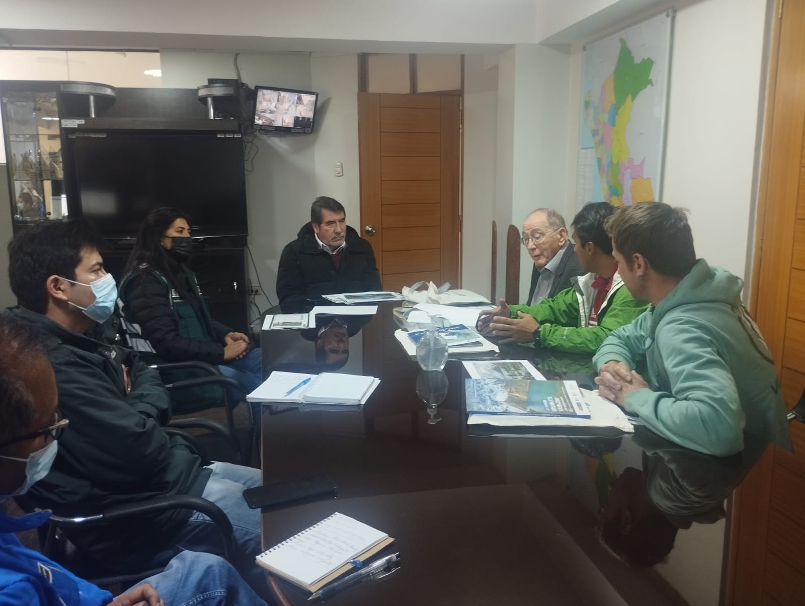 ANA participa en reunión técnica con reconocidos científicos norteamericanos para evaluar avances de los glaciares en el país