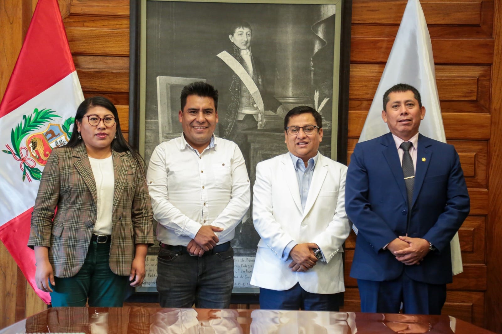 Gobernador Regional Percy Godoy y Ministro de Salud se declaran en sesión permanente para acelerar gestiones y dar inicio a ejecución de hospitales de Abancay y Andahuaylas