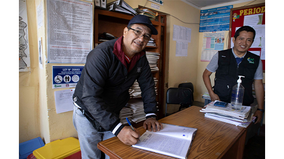 Puesto de Salud funcionaba inadecuadamente en primer piso de la municipalidad