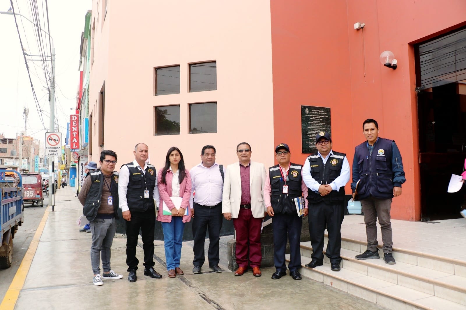 MUNICIPALIDAD DE HUAURA, ESPECIALISTAS DE LA DRELP Y PERSONAL DEL CENTRO DE SALUD, EJECUTAN OPERATIVO DE FISCALIZACI脫N DIRIGIDO A INSTITUCIONES EDUCATIVAS PRIVADAS DEL DISTRITO.