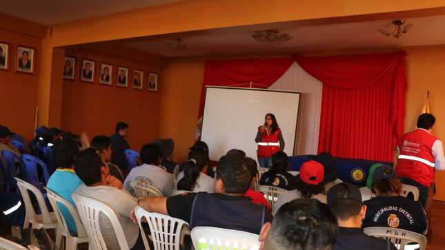 REALIZAN TALLER DE CAPACITACIÓN EN LA TEMÁTICA "REGLAMENTO DE SEGURIDAD Y SALUD EN EL TRABAJO" DIRIGIDO A TRABAJADORES MUNICIPALES