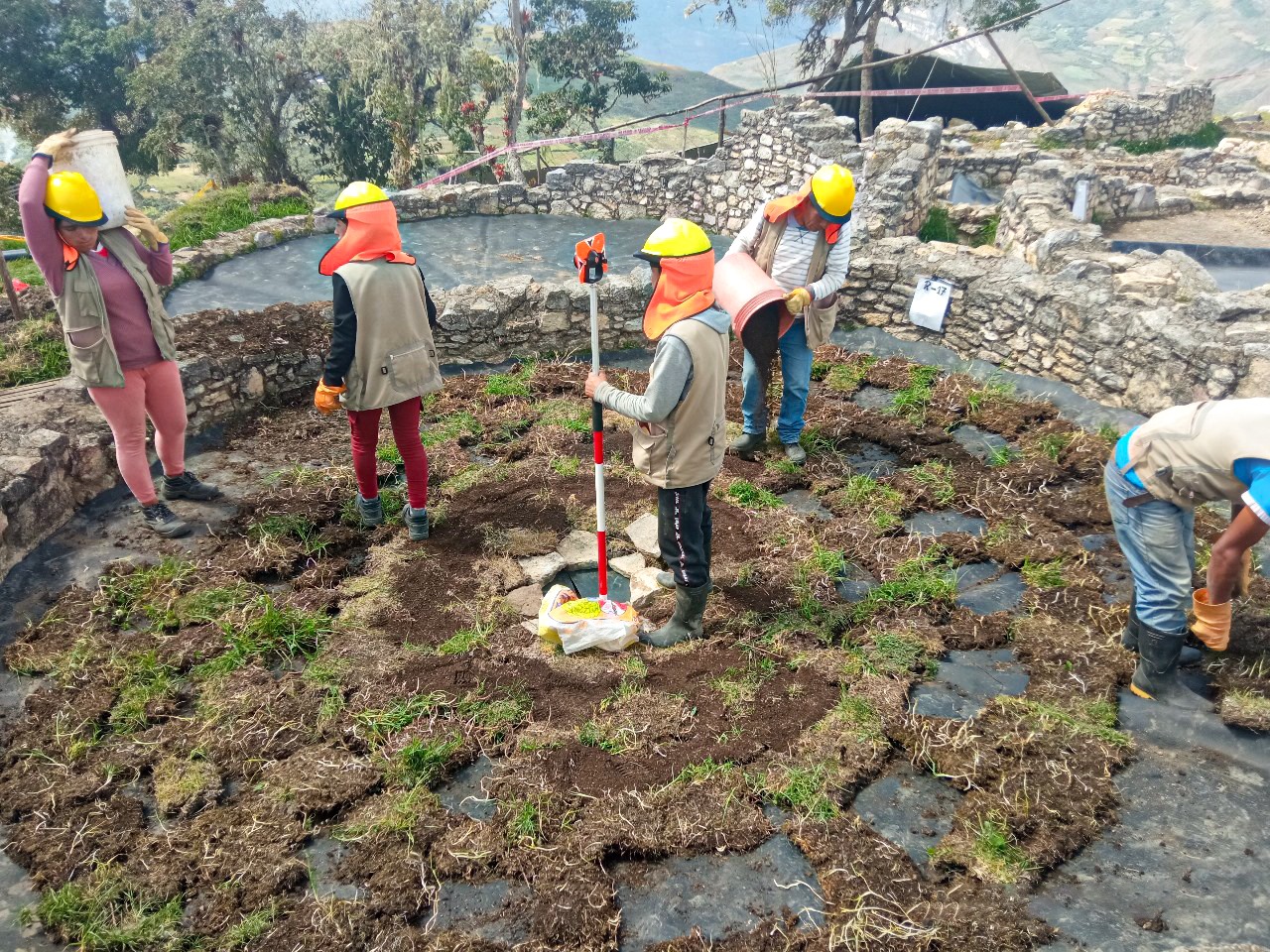 Ministerio de Cultura alcanzó 68% de avances en la impermeabilización y mejora del sistema de drenaje del sector sur de la Llaqta de Kuélap
