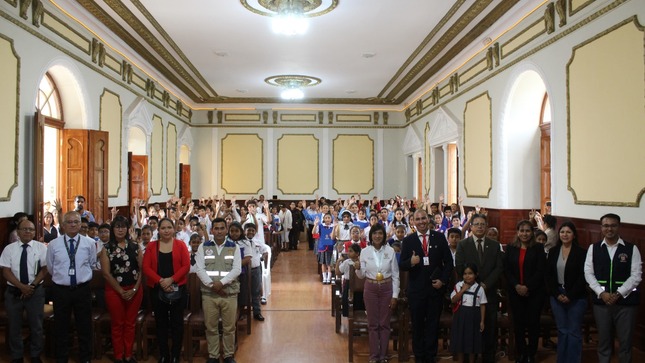 MPCH Y alcaldes escolares trabajarán ejes de prevención contra violencia familiar y cultura ambiental