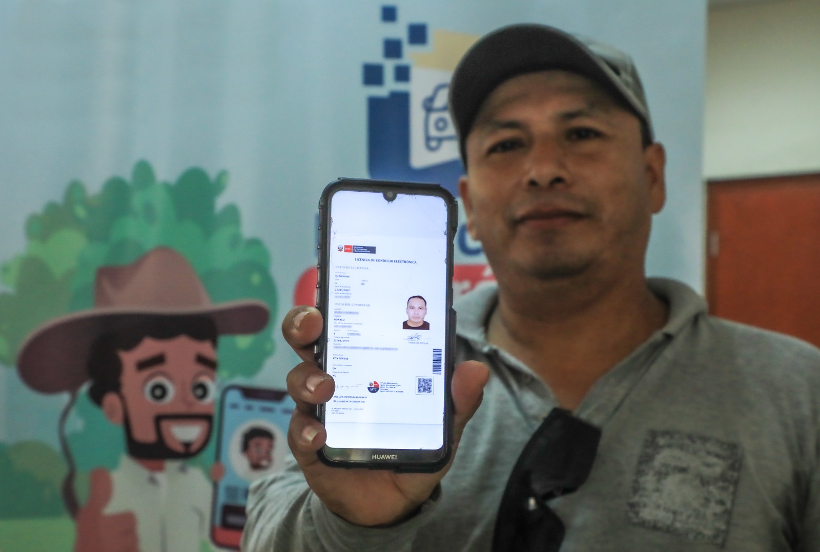 La Libertad inició la emisión de licencias de conducir electrónicas
