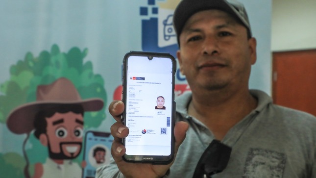 La Libertad inició la emisión de licencias de conducir electrónicas