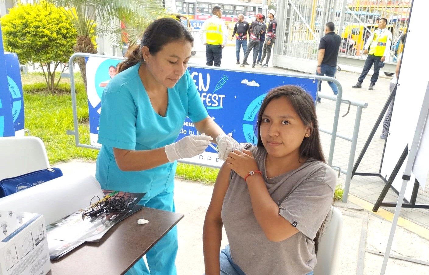 Centros comerciales de Lima sur se suman a la campaña de vacunación contra la COVID-19