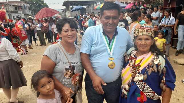 Ceremonia de desfile Cívico por los 48 años de creación Politica 