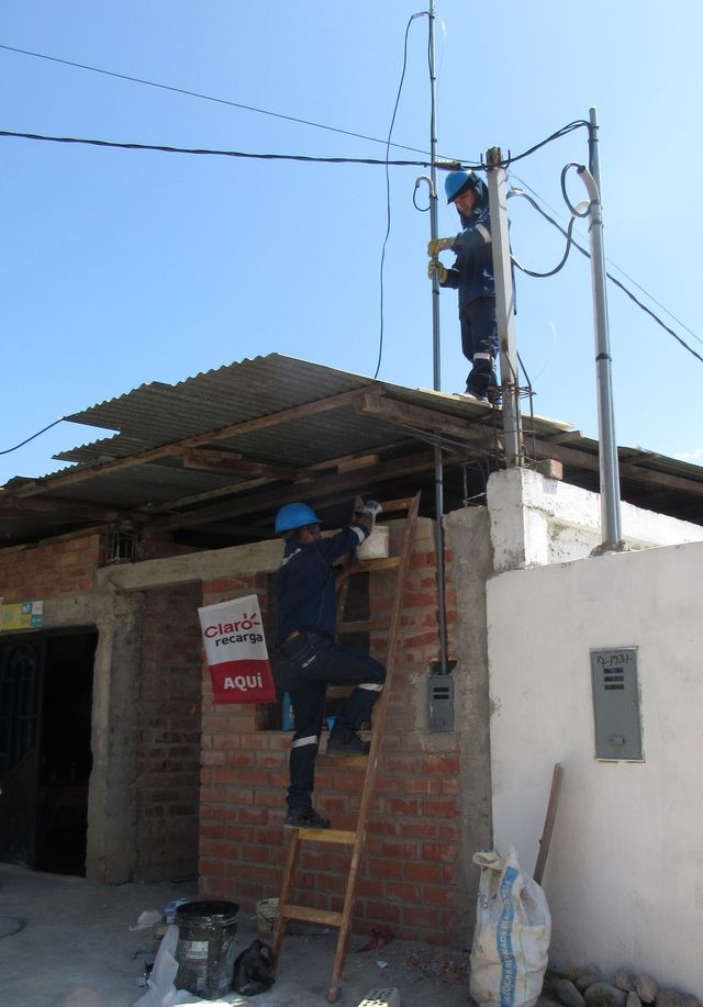 El área Comercial de EMSEU trabaja diariamente con los pedidos de los usuarios, para diferentes trabajos eléctricos para la mejora del servicio brindado.