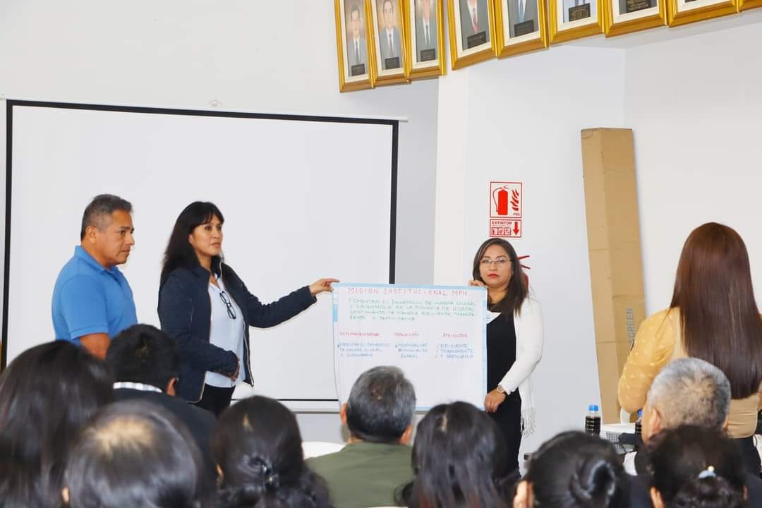 Especialistas y funcionarios de la Municipalidad Provincial de Huaral fueron capacitados en PDLC, PEI y POI