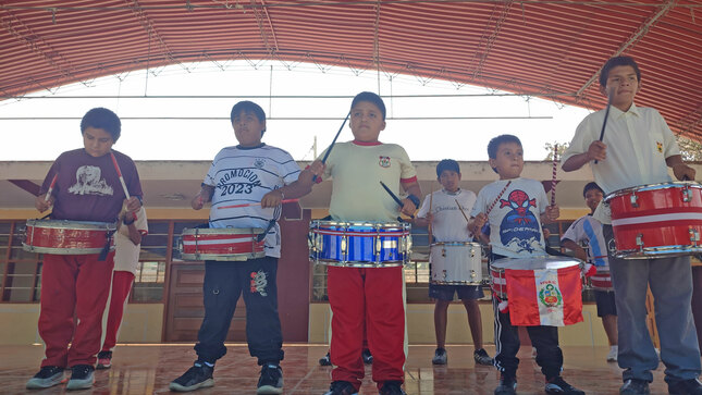 Ensayo de la banda rítmica 