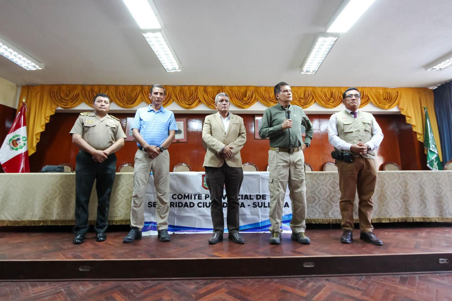 Alcalde Se Reúne Con Viceministro Y Reitera Que Sullana Sea Declarada En Emergencia