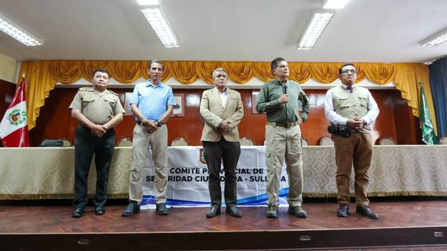Alcalde Se Reúne Con Viceministro Y Reitera Que Sullana Sea Declarada En Emergencia