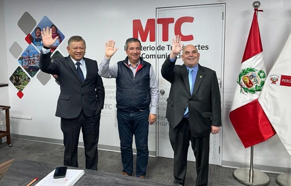 Reunión con el ministro de transporte
