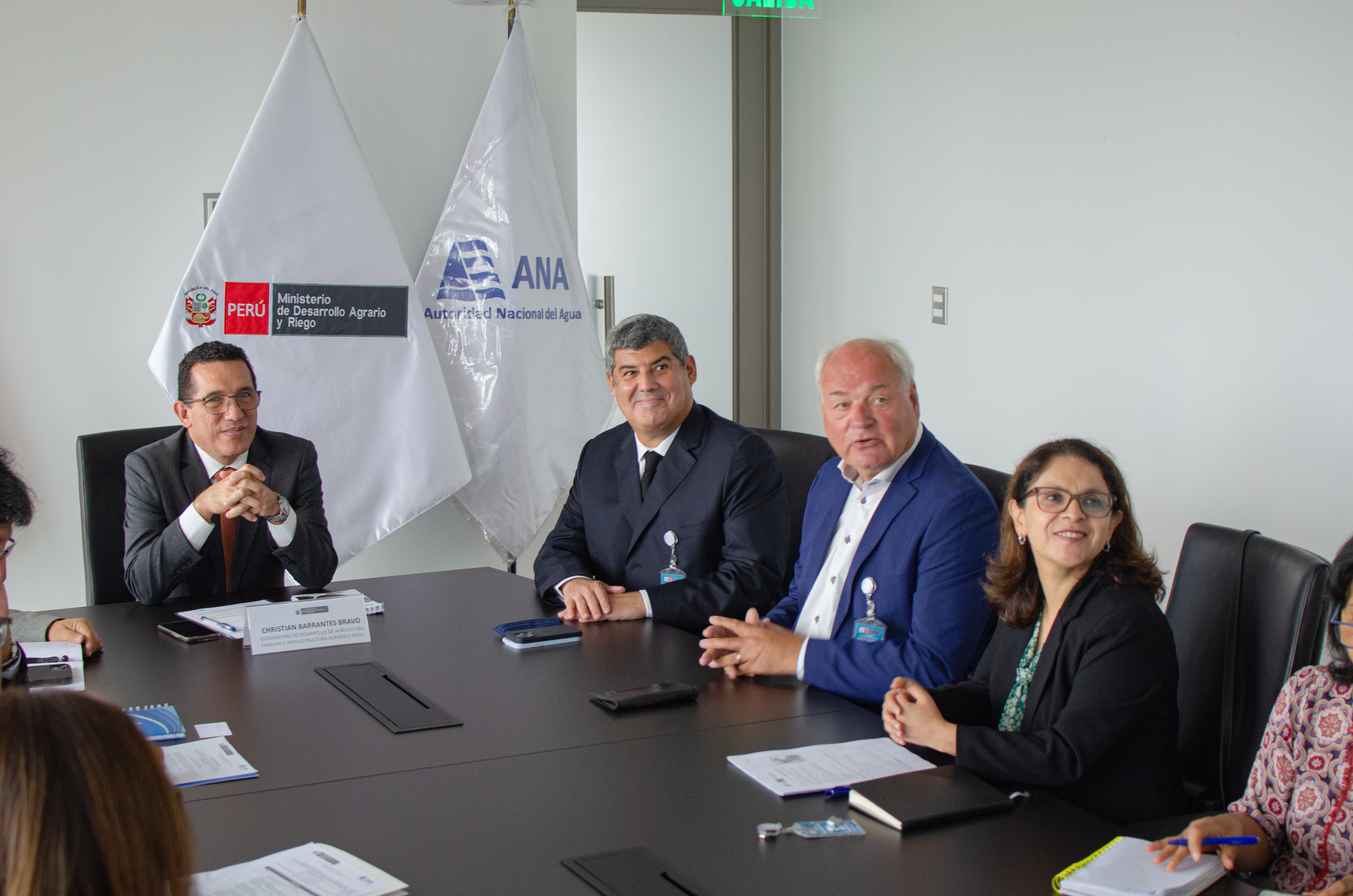 ANA se reúne con misión de Países Bajos para dar continuidad a la cooperación entre ambos países en el marco de la seguridad hídrica