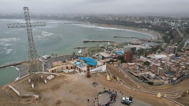 'Cruz del Papa' en el Morro Solar de Chorrillos 