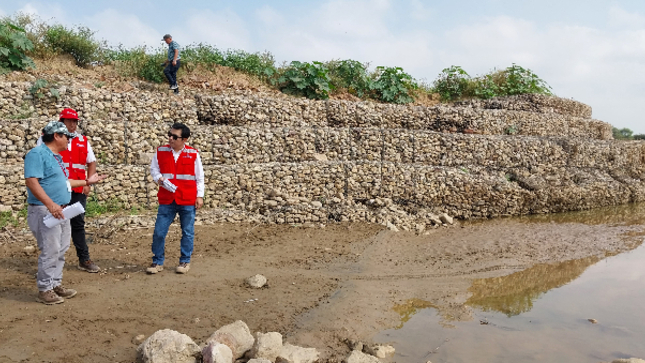 La Contraloría General alertó sobre riesgos en la región debido al retraso en el inicio de las obras de defensas ribereñas en los ríos La Leche y Motupe que podrían exponer a la población y zonas vulnerables a desbordes durante la temporada de lluvias. Ambos proyectos conforman las intervenciones de la Cartera Soluciones Integrales de la Autoridad para la Reconstrucción con Cambios (ARCC), en el marco del Contrato de Estado a Estado - Paquete 3, suscrito entre los Gobiernos de Reino Unido y Perú. 