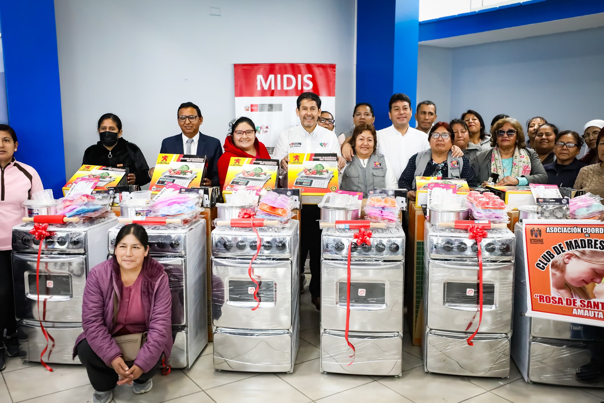 Midis entrega 80 kits