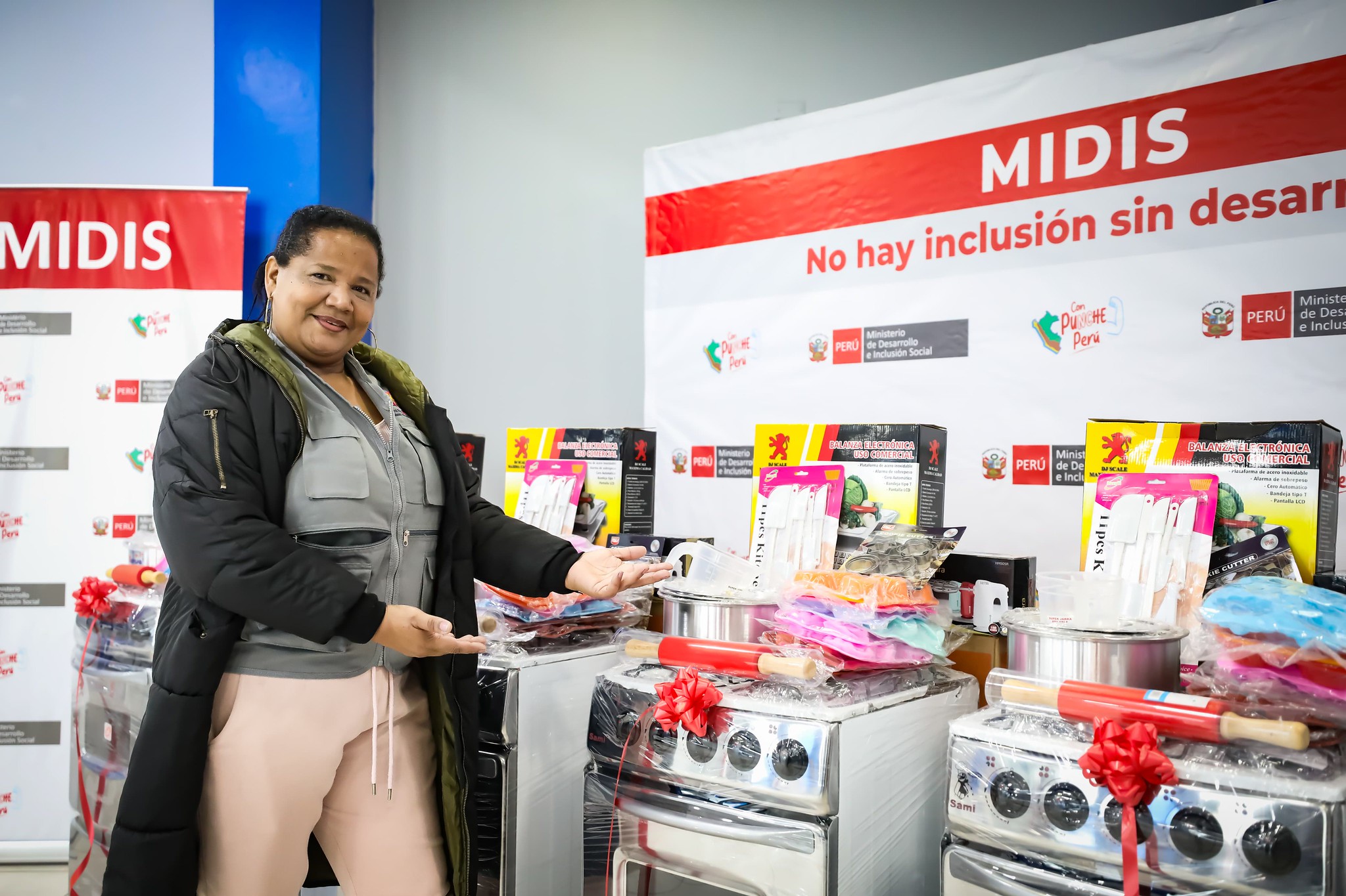 Midis entrega 80 kits