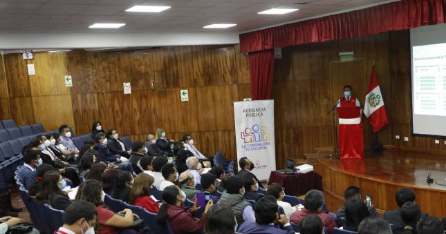 La Contraloría General hace un llamado a representantes de la sociedad civil organizada y ciudadanos de las provincias y distritos de la región Tacna, quienes tendrán la oportunidad de presentar alertas y denuncias sobre el presunto uso inadecuado de bienes y recursos públicos en las entidades del Estado durante la audiencia pública “La Contraloría te escucha”.