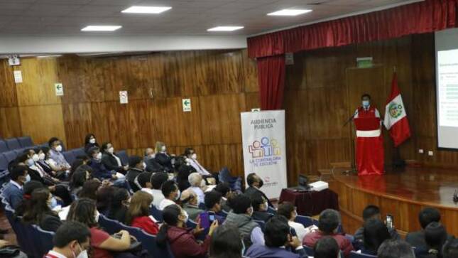  La Contraloría General hace un llamado a representantes de la sociedad civil organizada y ciudadanos de las provincias y distritos de la región Tacna, quienes tendrán la oportunidad de presentar alertas y denuncias sobre el presunto uso inadecuado de bienes y recursos públicos en las entidades del Estado durante la audiencia pública “La Contraloría te escucha”.