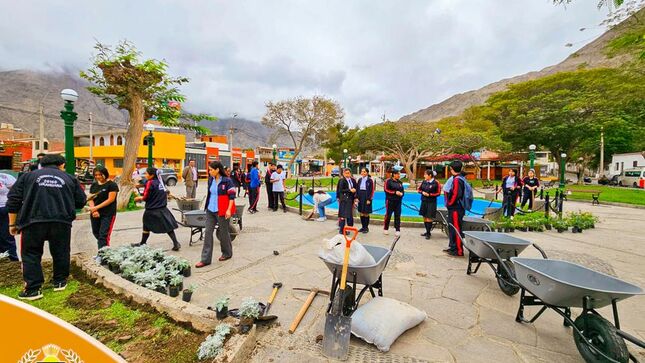 El Programa Municipal de Educación, Cultura y Ciudadanía Ambiental, es el instrumento de planificación y gestión de las Municipalidades para la implementación de la Política Nacional del Ambiente al 2030 y la Ley Orgánica de Municipalidades, obteniendo una actualización mediante Resolución Ministerial N° 003-2023-MINAM. 