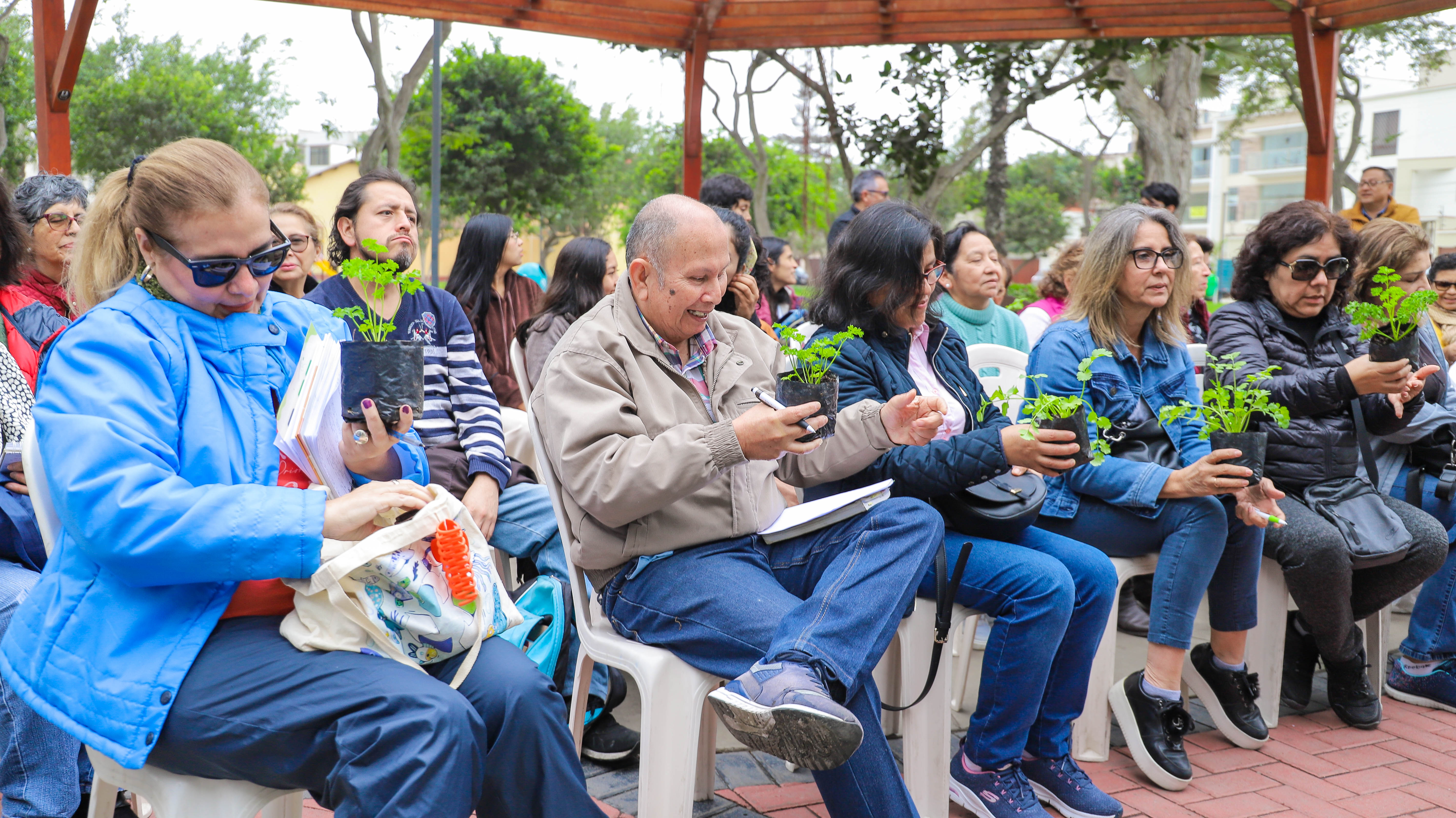 Continuamos con los talleres ambientales "EDUCCANDO"