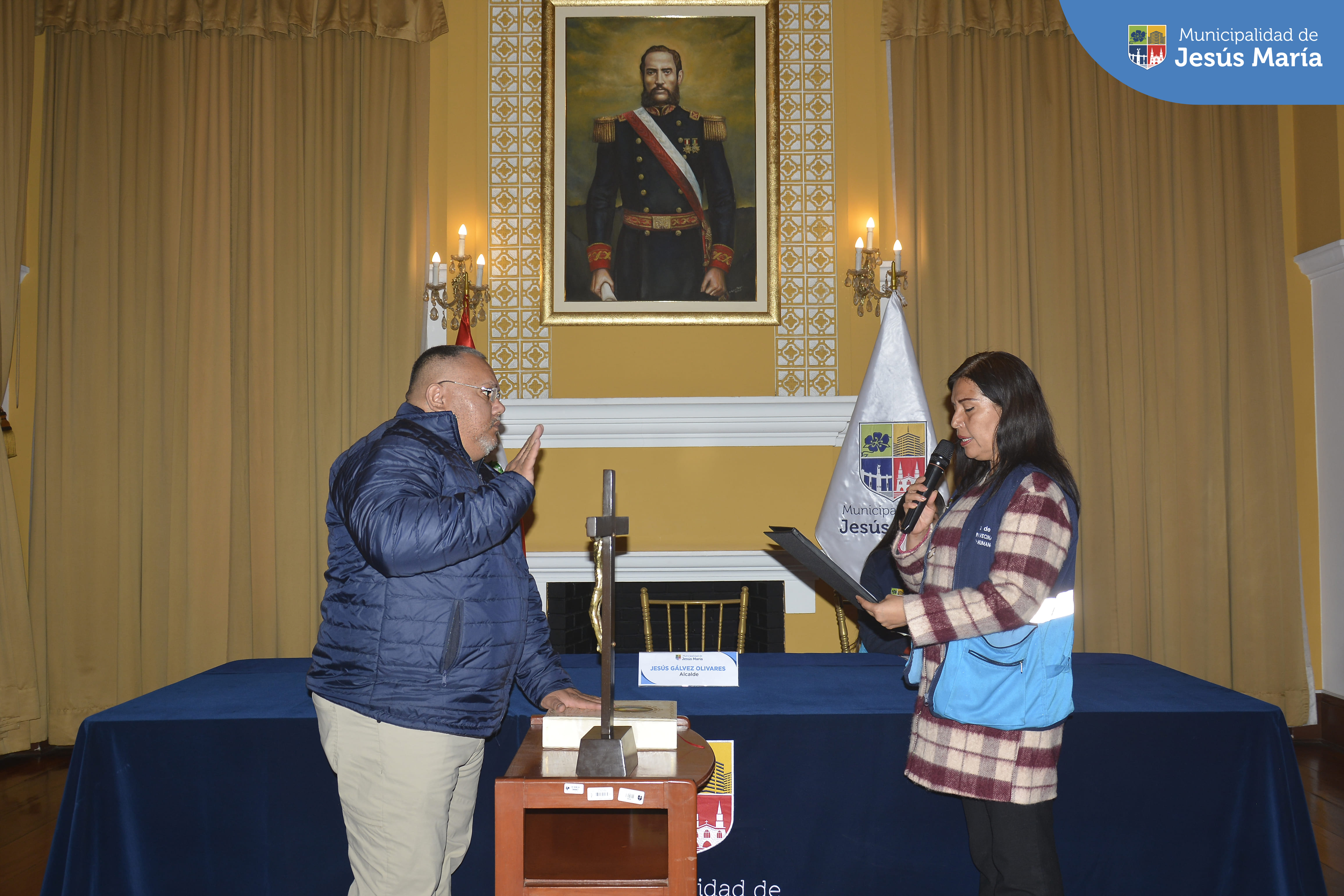 Se realizó la instalación del Comité Multisectorial por los Derechos del Niño, Niña y Adolescente. Nuestro alcalde Jesús Gálvez Olivares, juramentó como presidente del COMUDENNA.
El objetivo primordial de este órgano es promover los derechos de los niños y adolescentes jesusmarianos, propiciando un trabajo interinstitucional articulado 👮👨🚒👨⚖️, que impulse la implementación de las políticas públicas existentes a nivel distrital.
¡Jesús María está en #ModoNIñez! 💪🏼