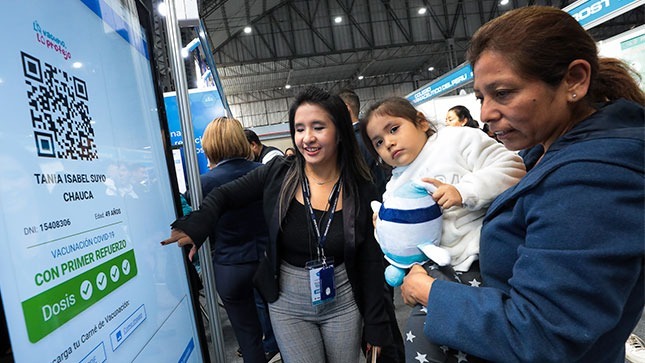 Minsa presenta el Carné Digital “Lo vacuno, lo protejo” que registra las vacunas de niñas y niños menores de 5 años 