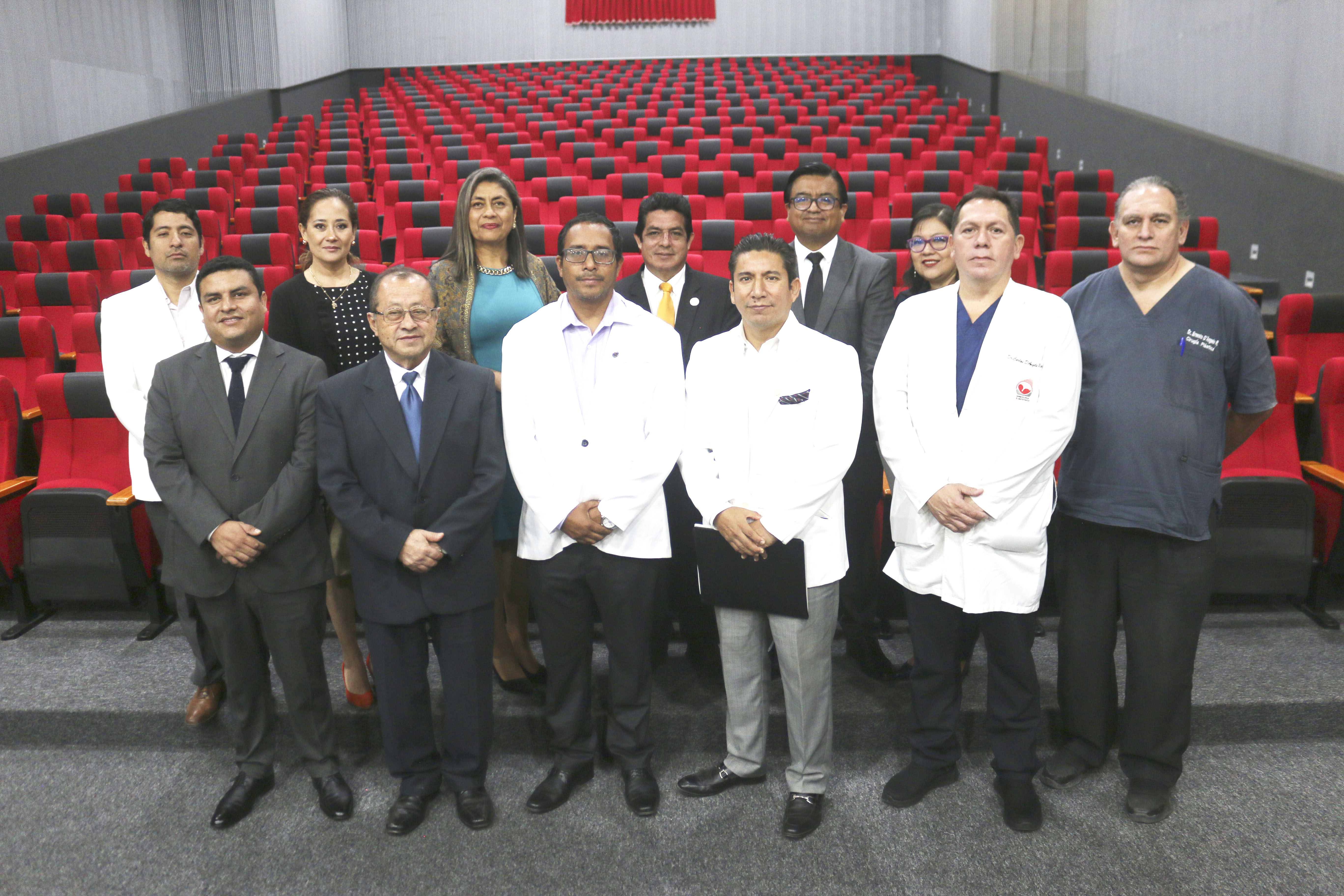 Hospital Regional Lambayeque reinaugura auditorio principal