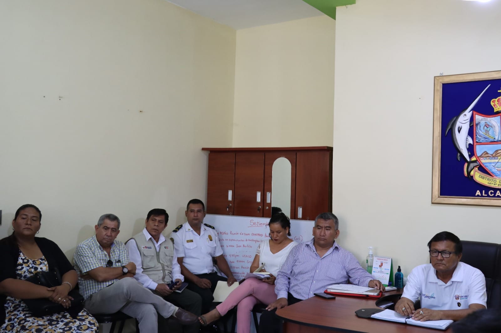 #MDMInforma | VICEMINISTRO DE SEGURIDAD PÚBLICA VISITA MÁNCORA PARA REALIZAR COORDINACIONES CON ALCALDE DISTRITAL 👮♂️