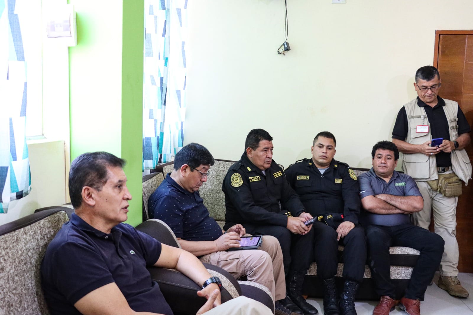 #MDMInforma | VICEMINISTRO DE SEGURIDAD PÚBLICA  VISITA MÁNCORA PARA REALIZAR COORDINACIONES CON ALCALDE DISTRITAL 👮‍♂️