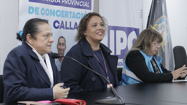 Jueza Julia Vivero capacitó a efectivos policiales de comisarías del Callao para el uso efectivo del botón de pánico en víctimas de violencia familiar