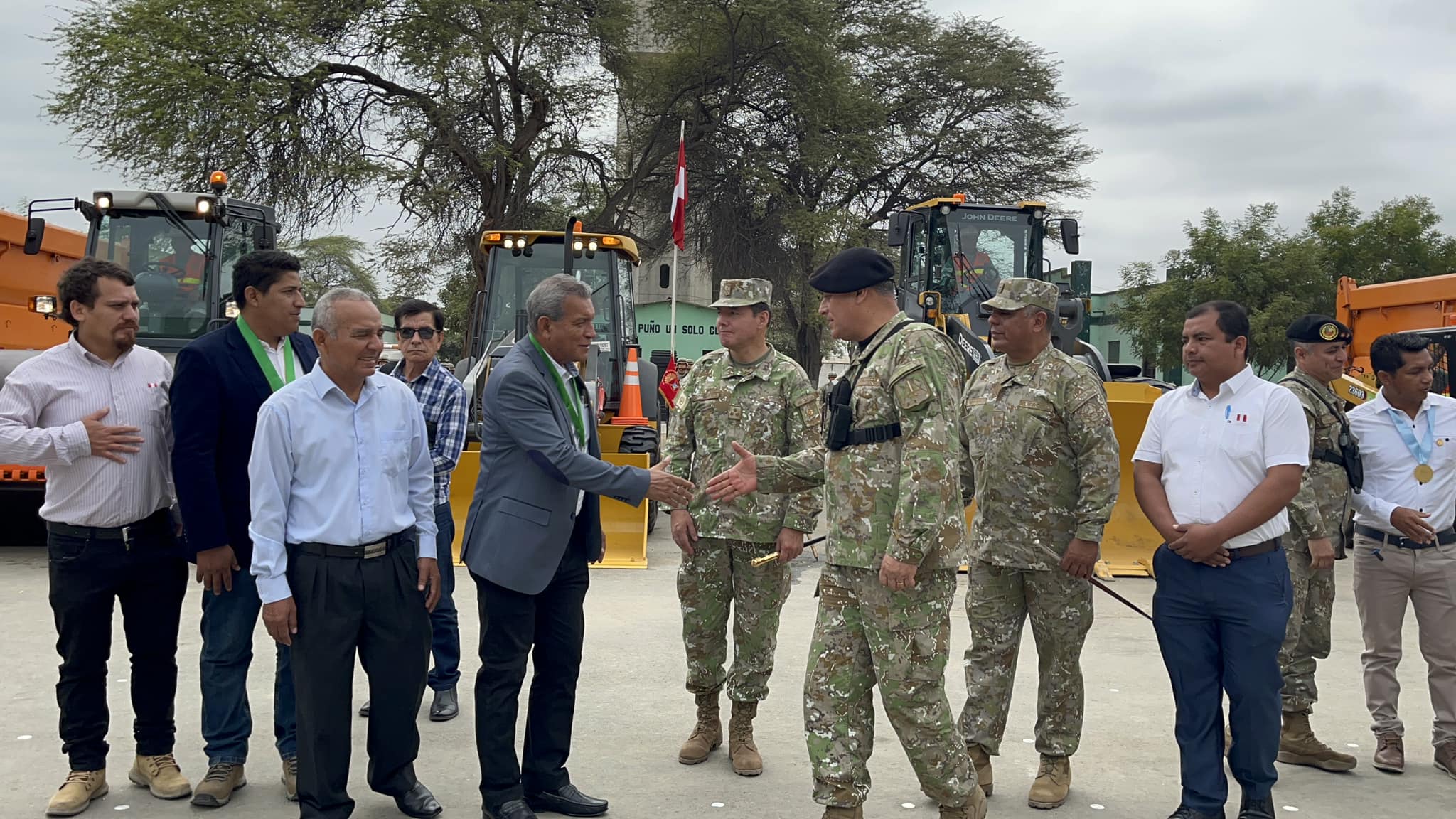 Alcalde De Sullana Gestiona Convenio Con El Ejército Para Afrontar Fenómeno El Niño